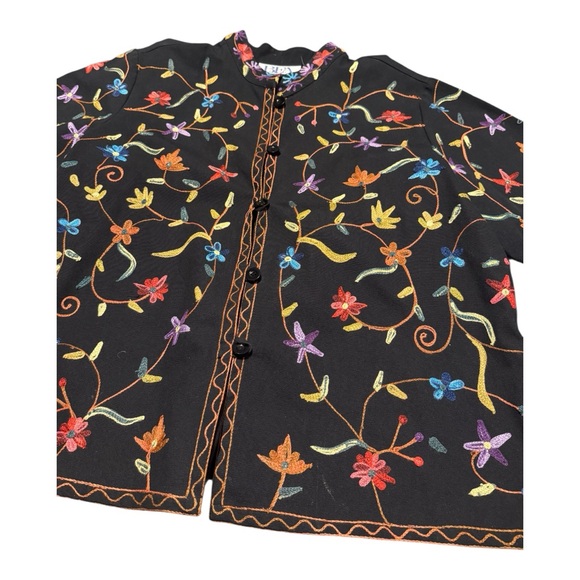 Vintage Embroidered floral Jacket - Picture 3 of 6